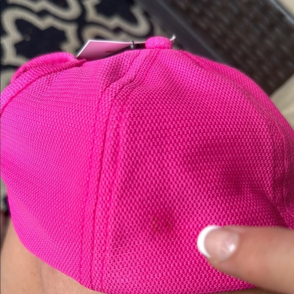 PonyFlo Kids Hot Pink Cap with hole for hair, NWT **READ***